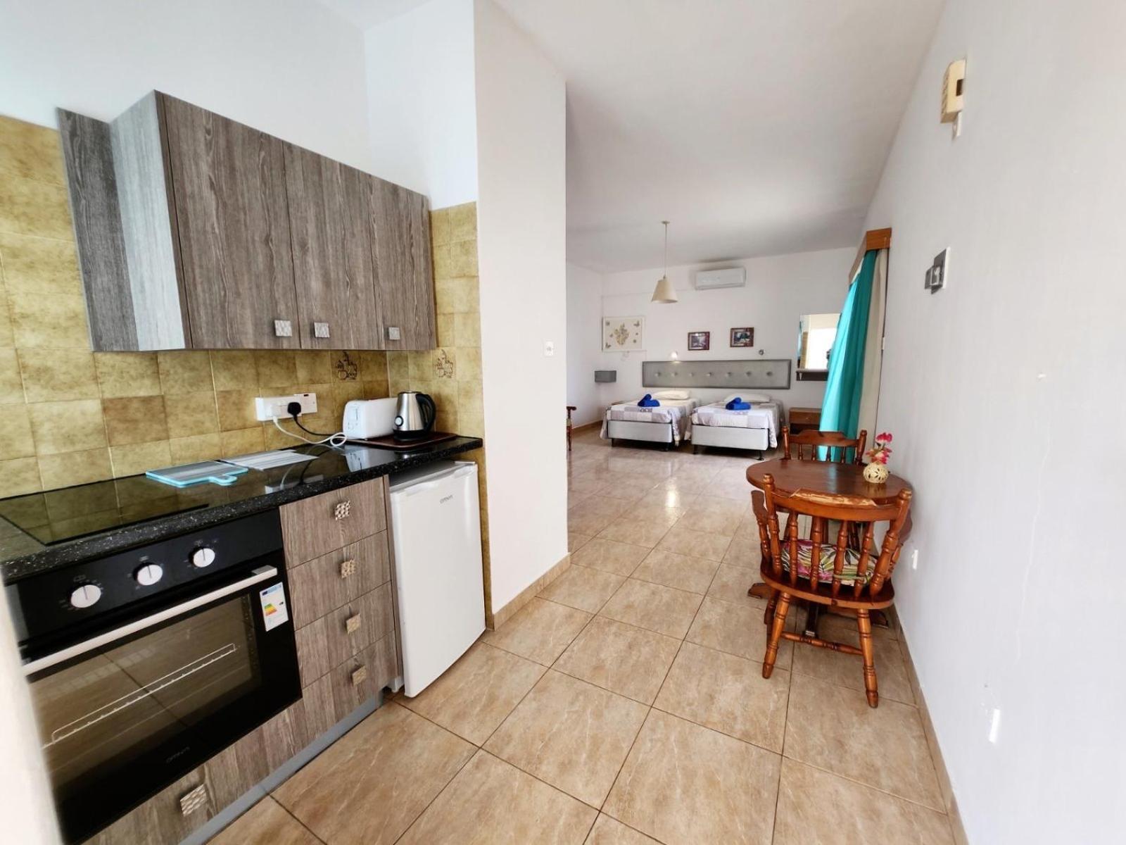 Florence Aparthotel 2*